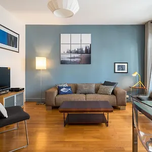 Honore - Vendome Apartment